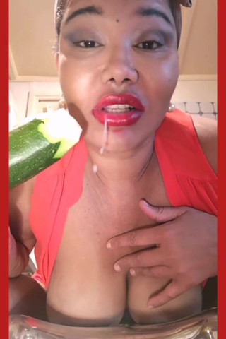 Sarah Fonteyna squirt compilation: Ssanie i jebanie duża cukinii