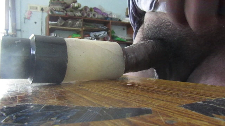 Tamil x cock: Domowa maszyna do fukingu część 1