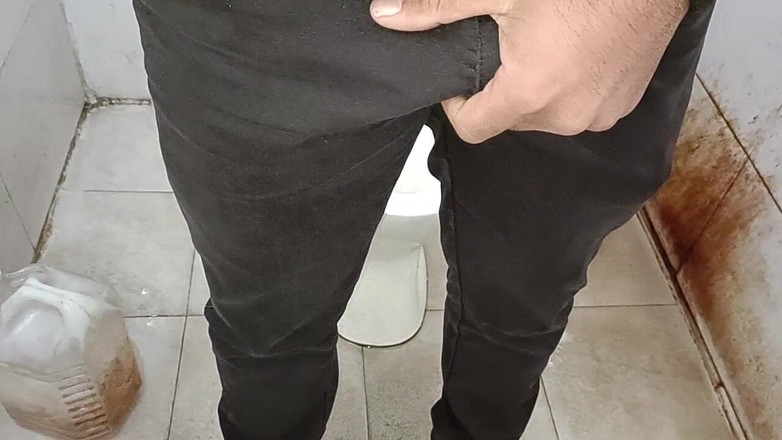 LovedSunsine1990: Přátelé, dnes jsem přišel z domova s olejem na penisu