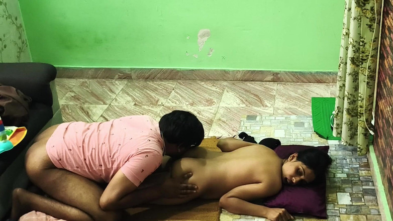 Parizadi: Finalmente scopata la figliastra del vicino