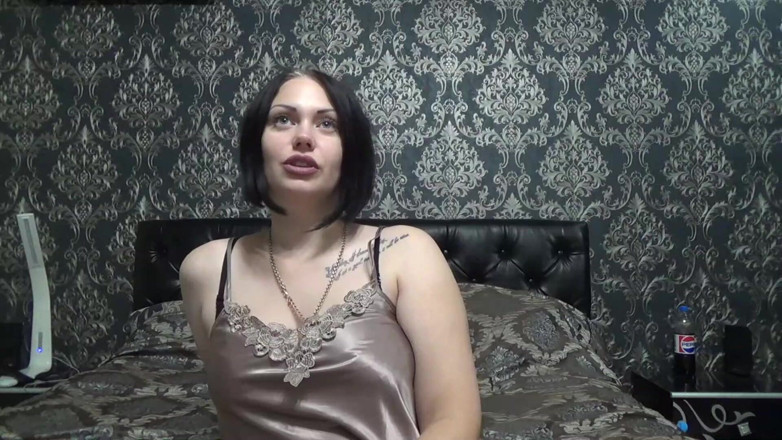 Goddess Misha Goldy: Груба сисифікація і фантазії приниження SPH для незайманої
