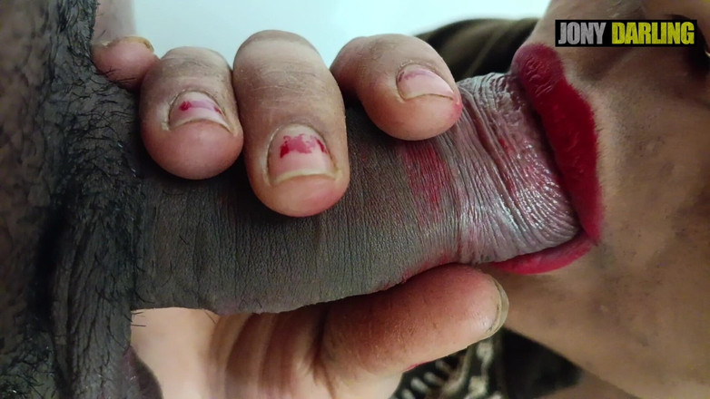 Jony Darling: Prim-plan cu supt pula lui Tinny adânc în gât