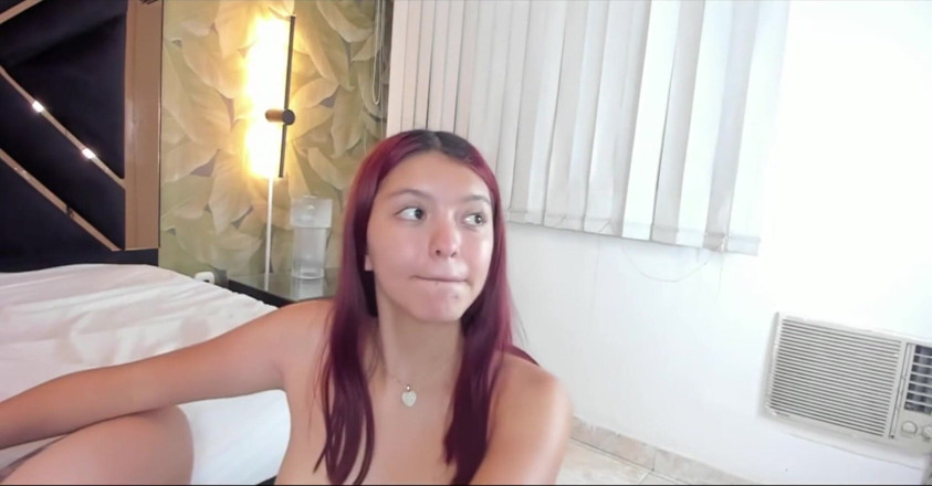 Latin webcam: My Stepbrother Makes Me Suck His Dick Until I Ch...