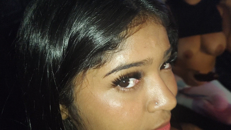 LiL Latin Goddess: Bts Titty 3some alătură-te nouă