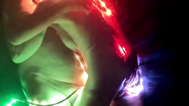 FromThisNight: Sex cu Strip Lights