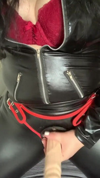 POV-Strapon und JOI
