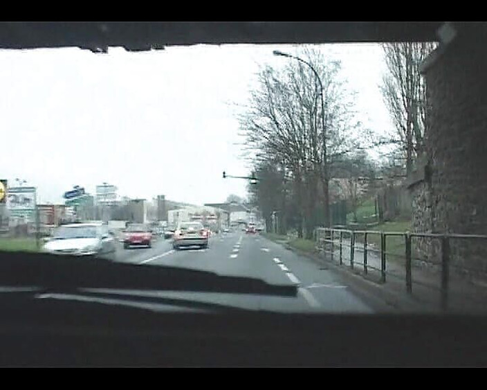 Planete Francaise: Bujna Francuzka chce jego penisa głęboko w jej ciasnej dupie