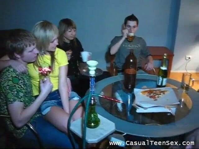 Casual Teen Sex: Girl at the student party