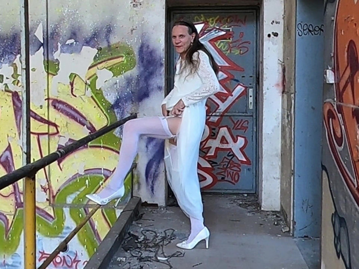 Slut Bella: Bride Stripping