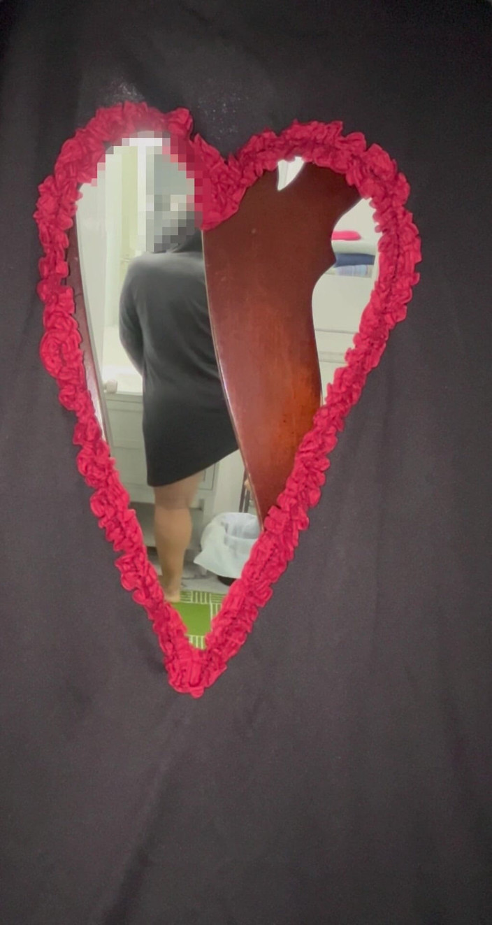 Anye Meshell: Heart Throb Hottie Humps na Valentýna!