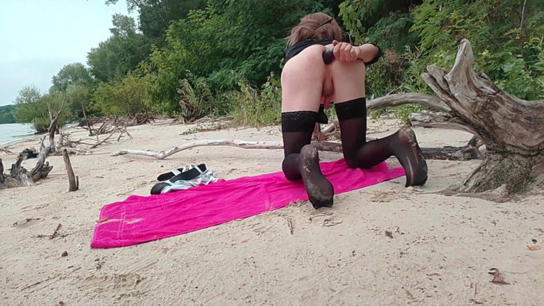 MilaFemboyUA: Femboyka Beautiful