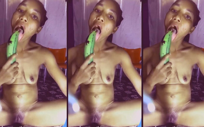 African Beauties: Zenci sürtük Shanta sarı muzunu yapıyor