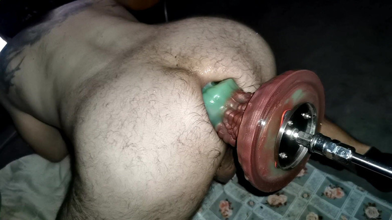 Fuck machine massaker: Nieuwe dildo Mandrake xl anale neukmachine