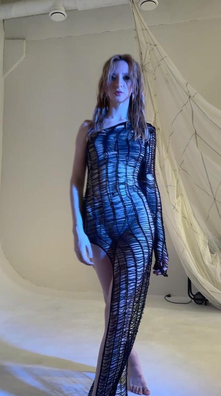 Skinny_lady69: Verehre mich - ich bin deine göttin