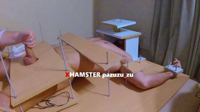 Pazuzu_zu: Любительська фемдом мастурбує. Великий зруйнований оргазм + після оргазму