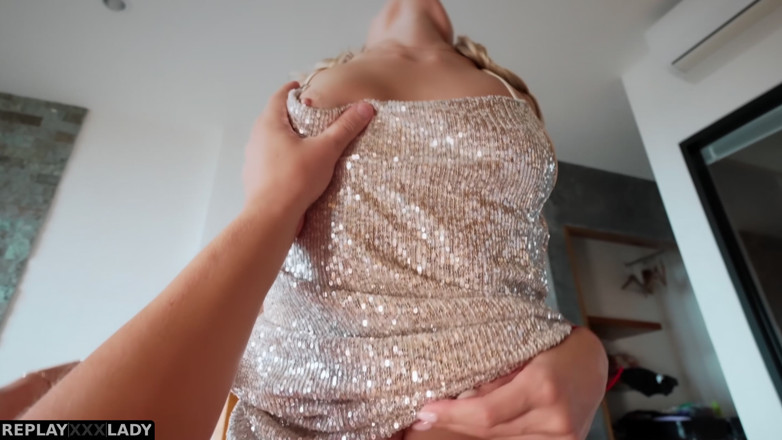 LuxuryMur: Viaggio Di Lavoro Con La Mia Matrigna... C'era Solo Un...