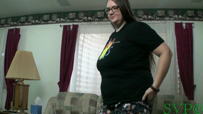 Wicked BBW smoking: Adik tiri kendur dengan pantat gemuk pulang dari tempat kerja