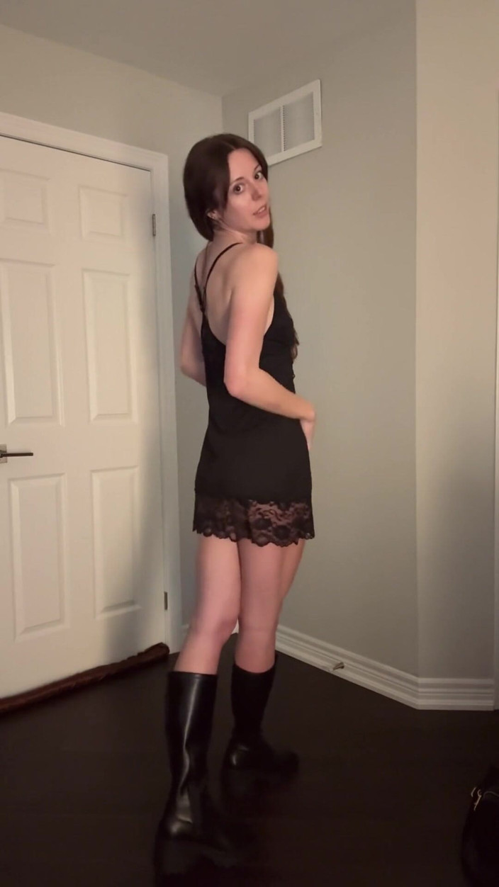 Nadia Foxx: Wife Gives Cuck Husband a JOI Before Leaving to Fuck...