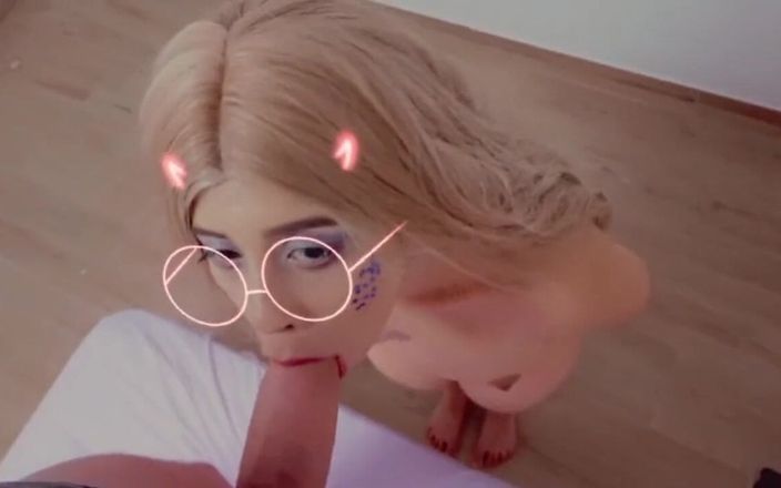 Holycandy: Cô gái tóc vàng hứng tình bú cu của tôi