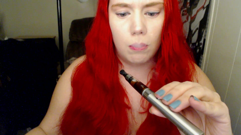 Scarlet Vixen: Coughing While Gaming! (wmv)