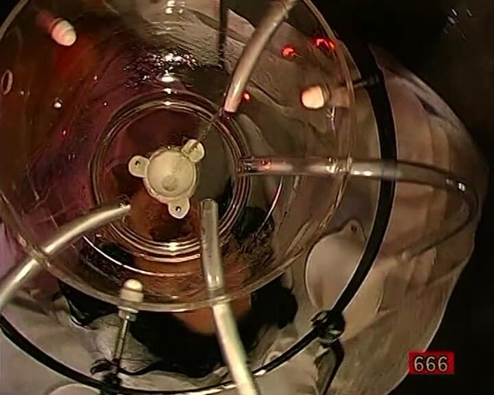 Piss Lover: 初めての小便と絶頂ぶっかけと飲み込みビンテージクリップGggジョントンプソン