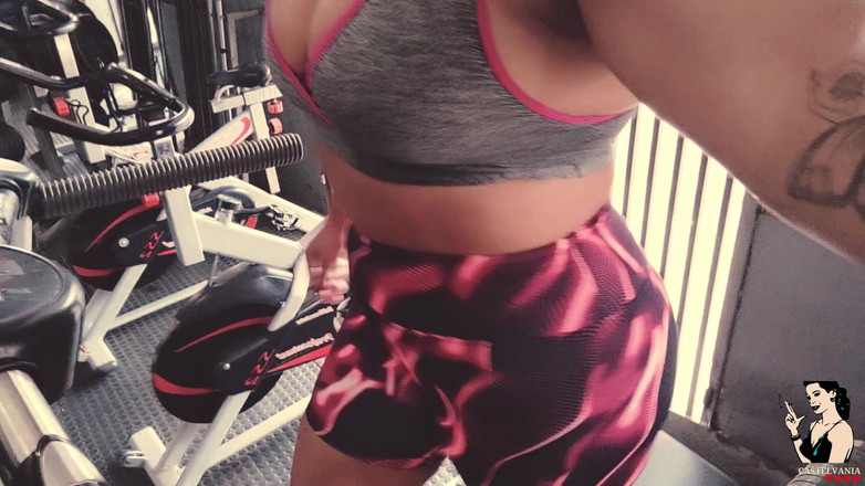 Beatriz De Jesus Silva: Suellen Santos - модель записує свій перший порносеріал