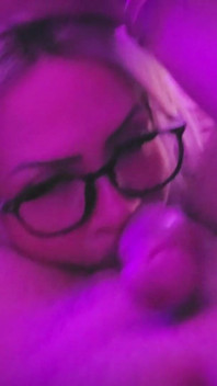 Ich habe meinen stiefbruder verführt, einen creampie zu bekommen | Schönheits-schätzchen