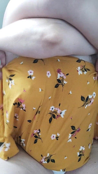 KKNL: Super horny Dutch cute pee desperation orgasm part 2-2