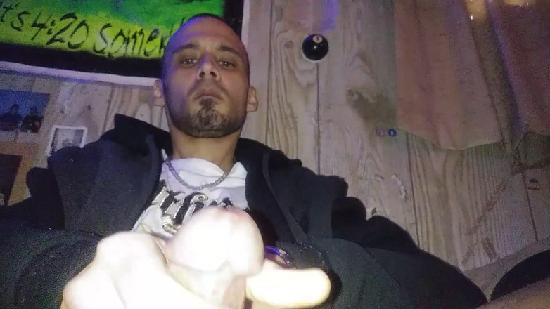 KingSpade: Guarda mentre viene in pura estasi