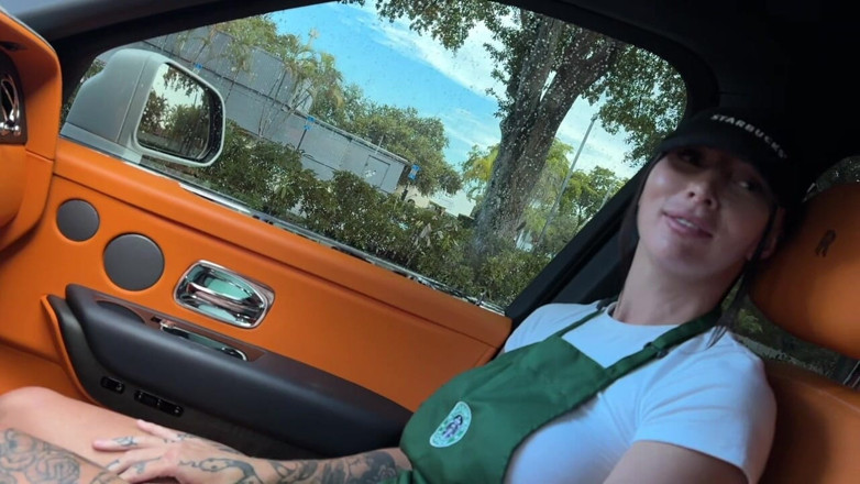 Teddy Tarantino: Horny Tattooed Barista Eats Teddy Tarantino's Cock in the Car...