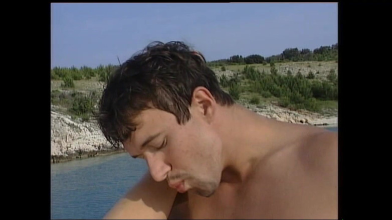 MMV films - The Original: 丰满的饥渴熟女在船上被两个大鸡巴操菊花和射在嘴里和阴户