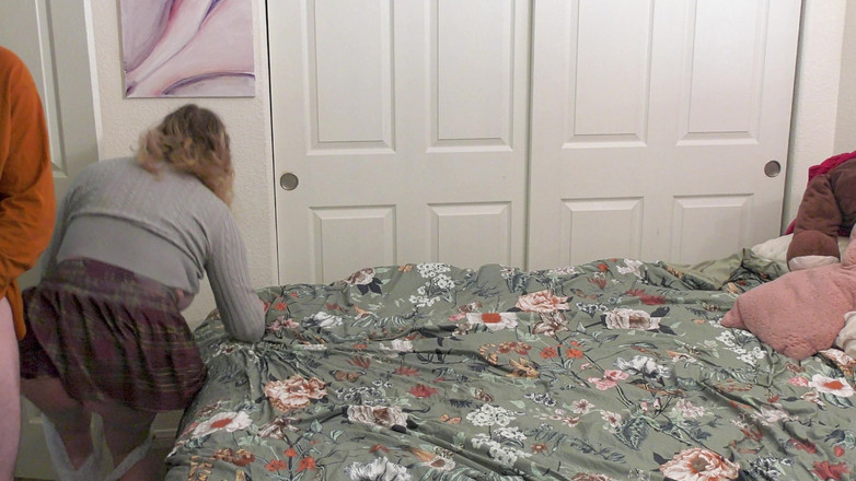 Erin Electra: Adik tiri yang lagi sange ngentot sama abang tirinya sendiri...