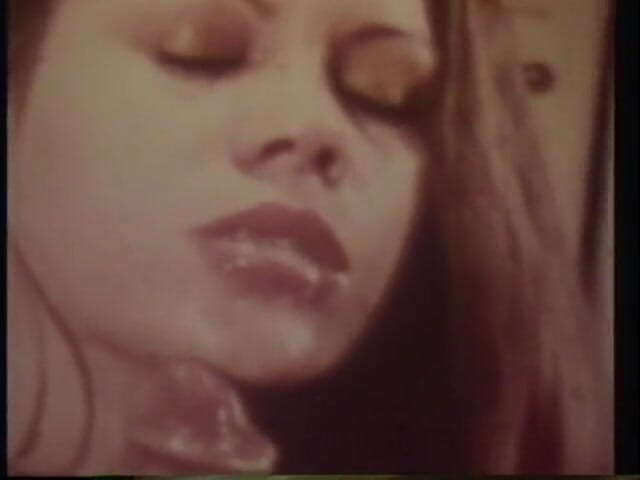 Vintage Usa: Hairy vintage beauty gets her mouth filled with a cum