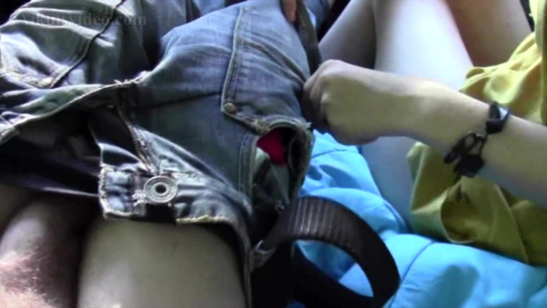 FinAdult Videos: Young natural hitchhiker girl