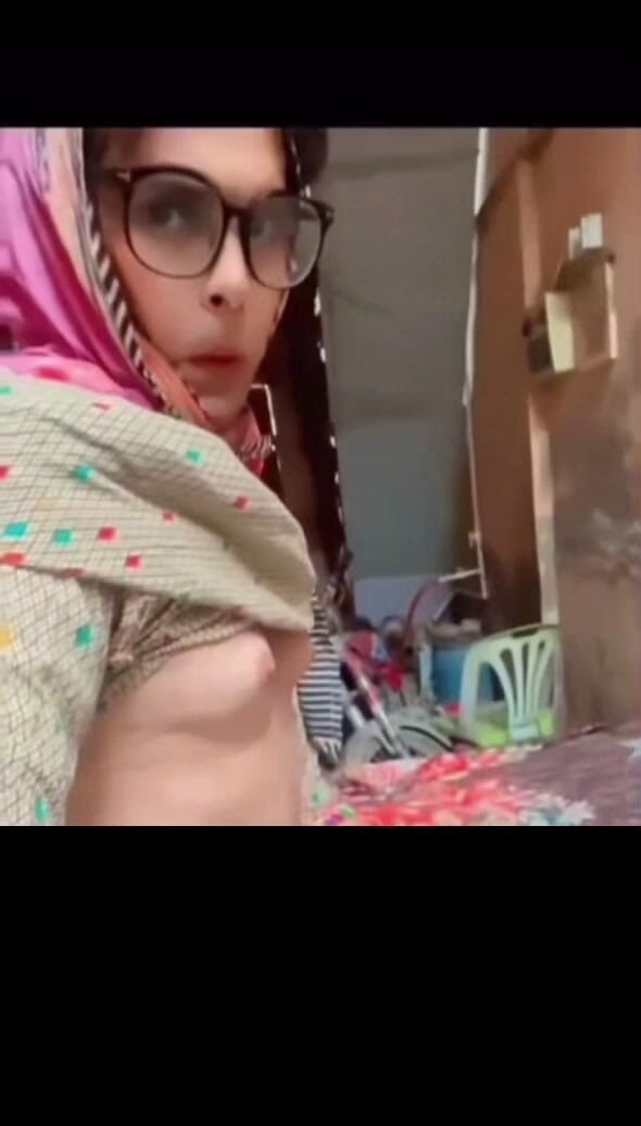 Apple00001: Rövdyrkan och anal uttryck sissy klass