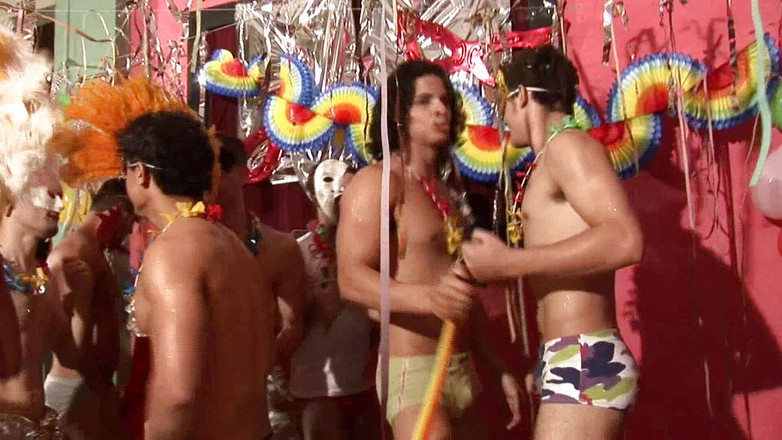 Femdom Austria Boys: Orgie perverse de cabaret gay