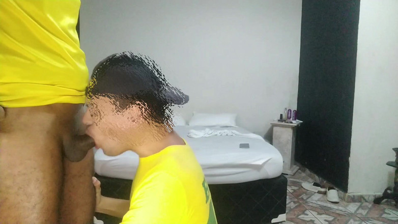 MiguellTrajano: Vizinhos Assistem a Copa do Mundo e Decidem Transar Enquanto...