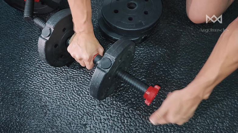 Angelmuscles: Trénink bicepsů s Mile Power &amp; Veins