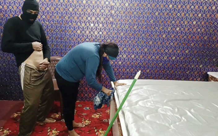 Shilpa Bhabhi: Удивительный трах индийской горничной Шилпы бхабхи раком от владельца ее дома