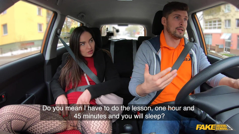 Fake Driving School: Фальшива автошкола - Наталі Голд потрапляє в машину, не носити трусиків