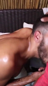 Membiakkan lubangnya 5 - adegan 1