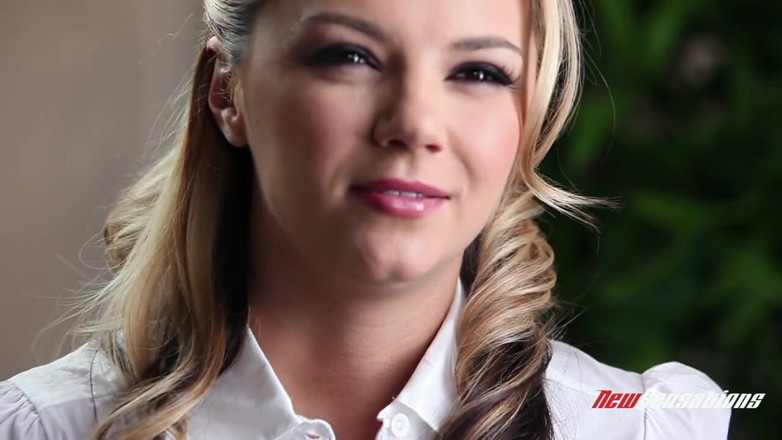 Ashlynn Brooke: Ashlynn dan Yurizan - Fantasi lesbian Ashlynn Brooke 01