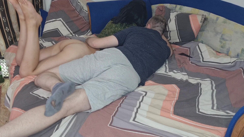 Viktoria_sekret: Esposa fodida por amigo na frente do corno