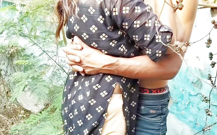 Fuckkkker: Lovers Sex in the Jungle, Viral Mms