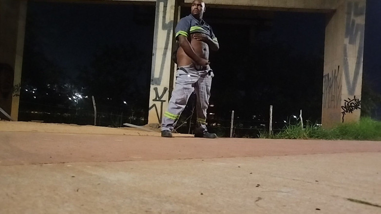 TheBlacKHunterr: सड़क पर हस्तमैथुन