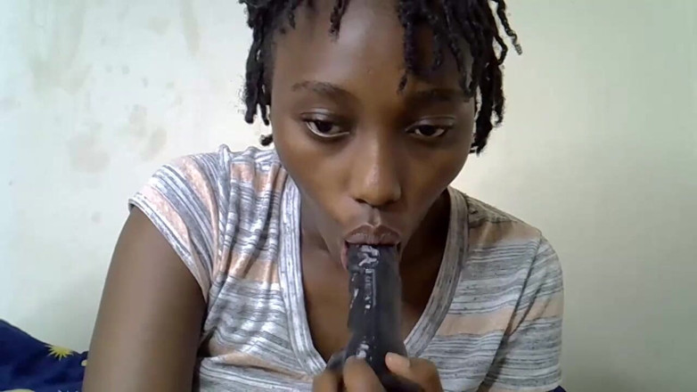 Maeeyxx: Give Me Your Dick