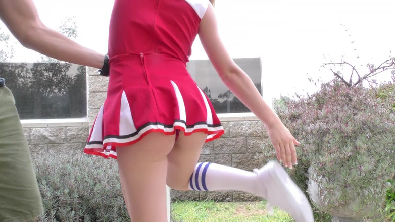 Hefburg: Pagw猪尾辫啦啦队长