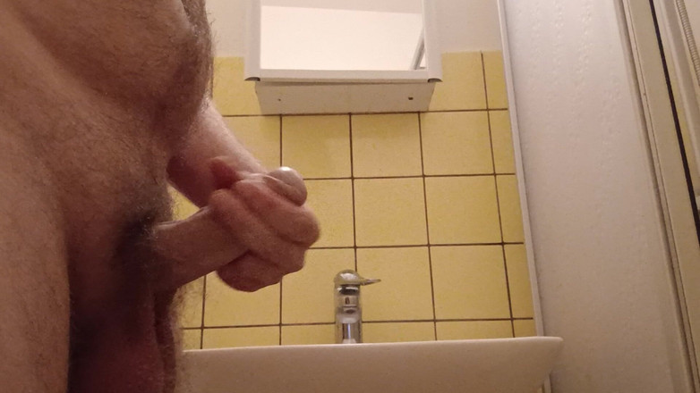 Ed Eden: 7月のコック