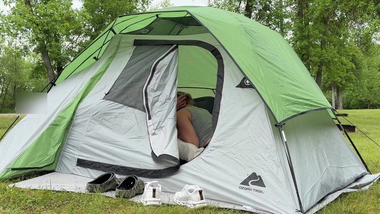 Mya Lane: Żona chce być obserwowana jebanie w parku