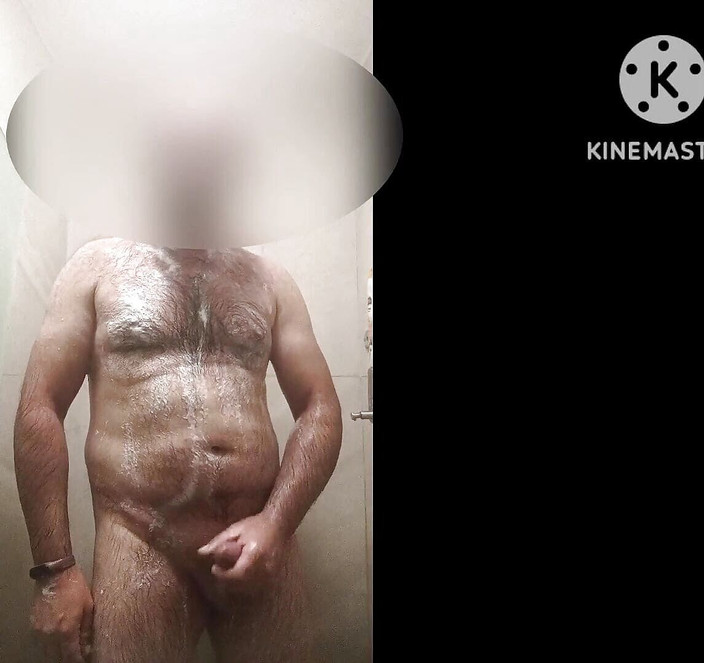 CenkAy: 办公室浴室射精